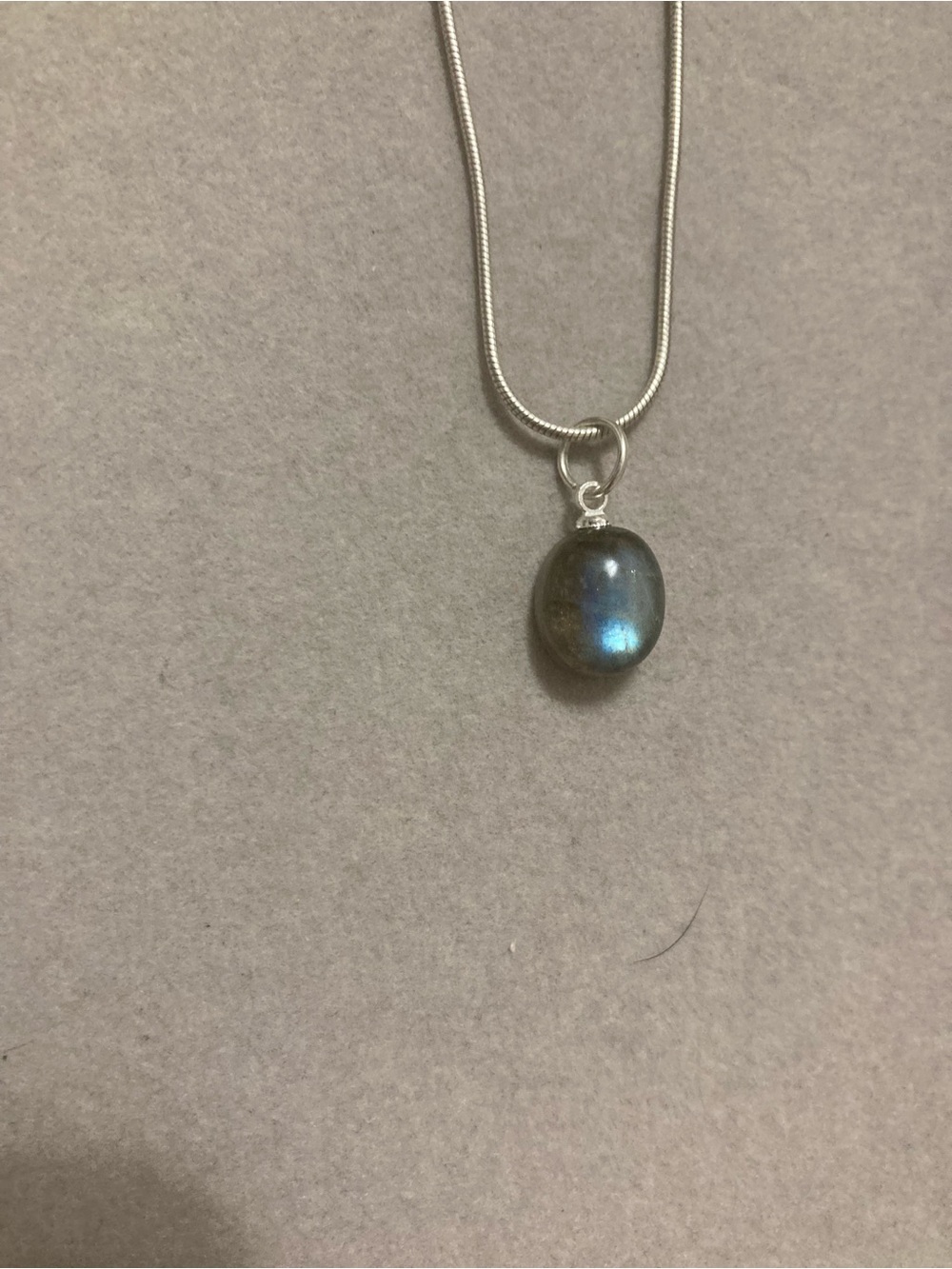 10*12mm labradorite pendant/ river scene/ cat eye effect/ natural gemstone